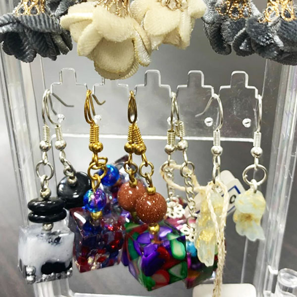 アクセサリー作り